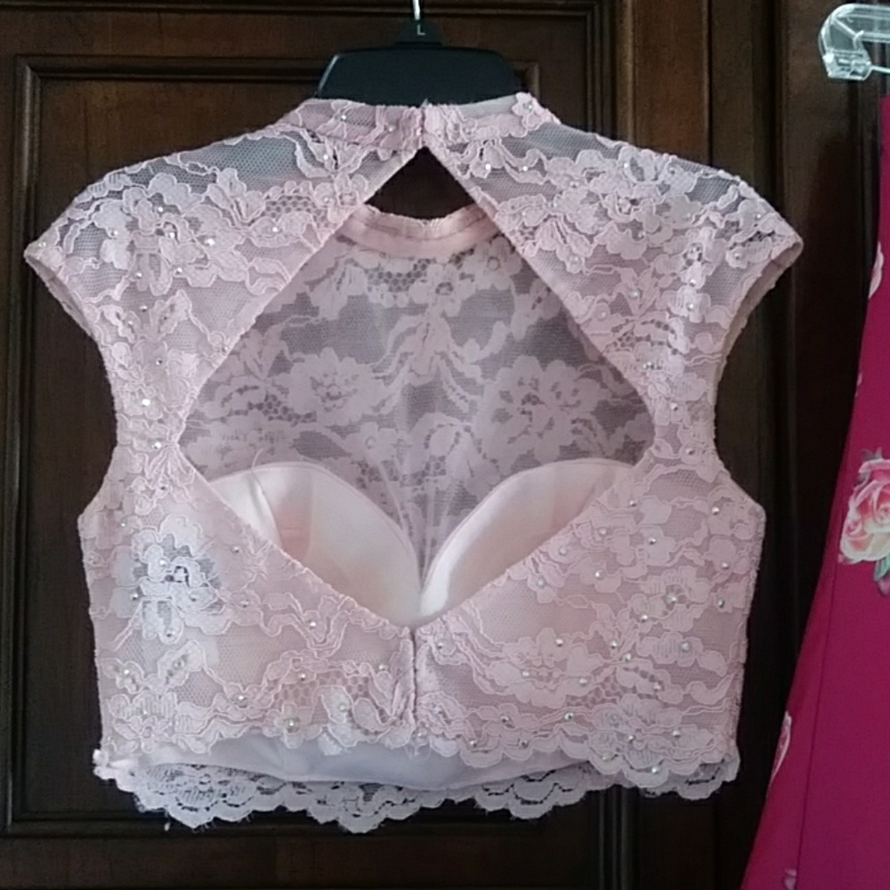 Prom/homecoming dress - Picture 4 of 4